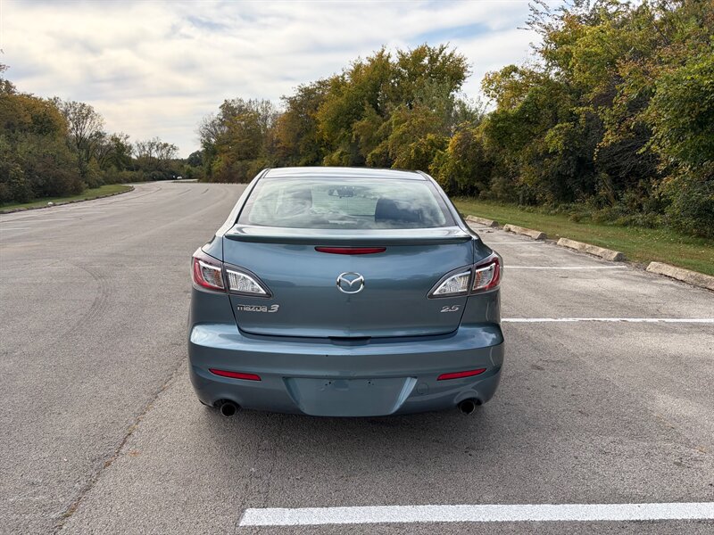 Used 2010 MAZDA MAZDA3 s Sport FWD image 4