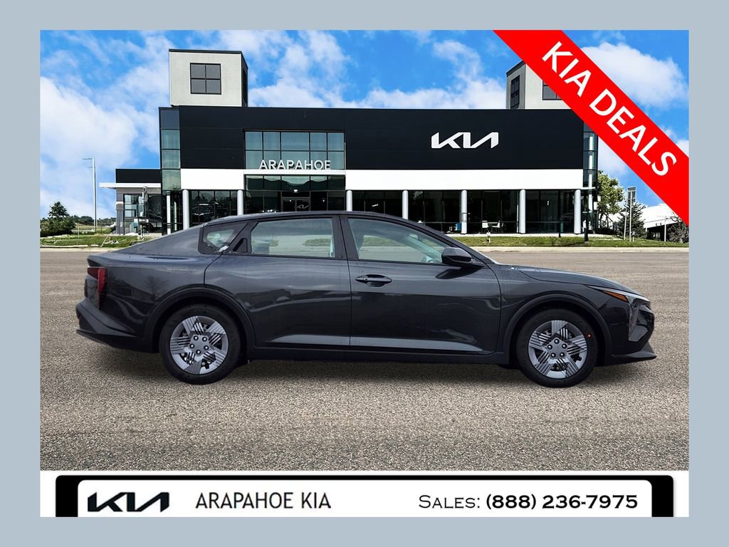 New 2025 Kia K4 LX