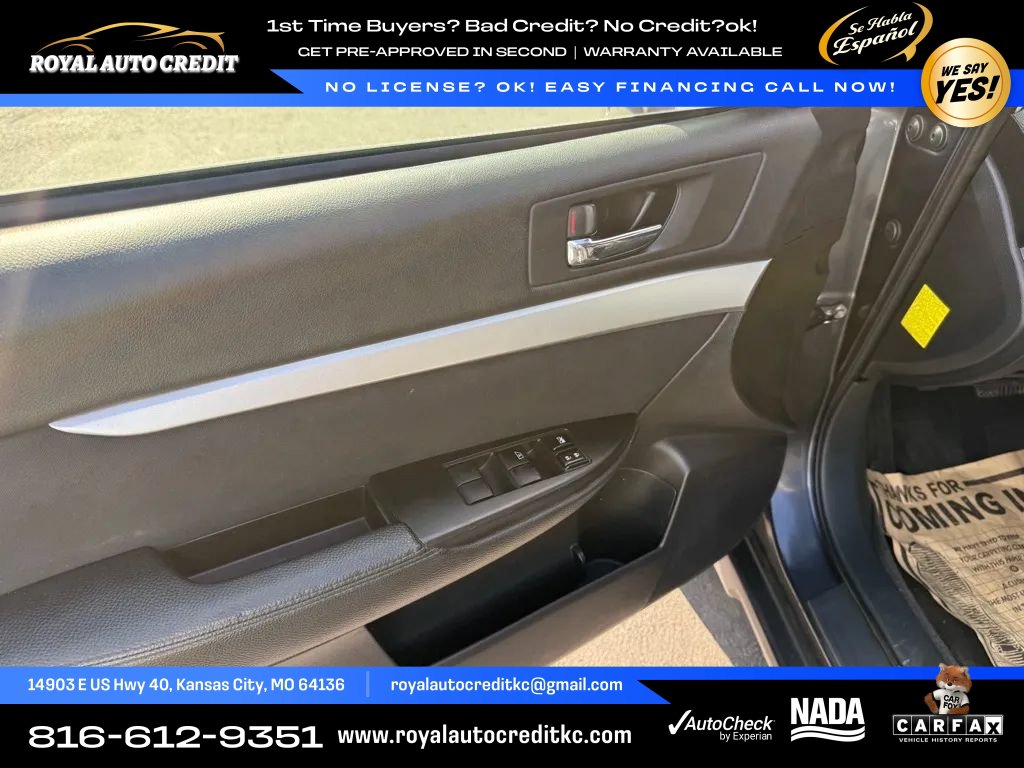 Used 2010 Subaru Outback 2.5i Premium AWD/4WD image 13