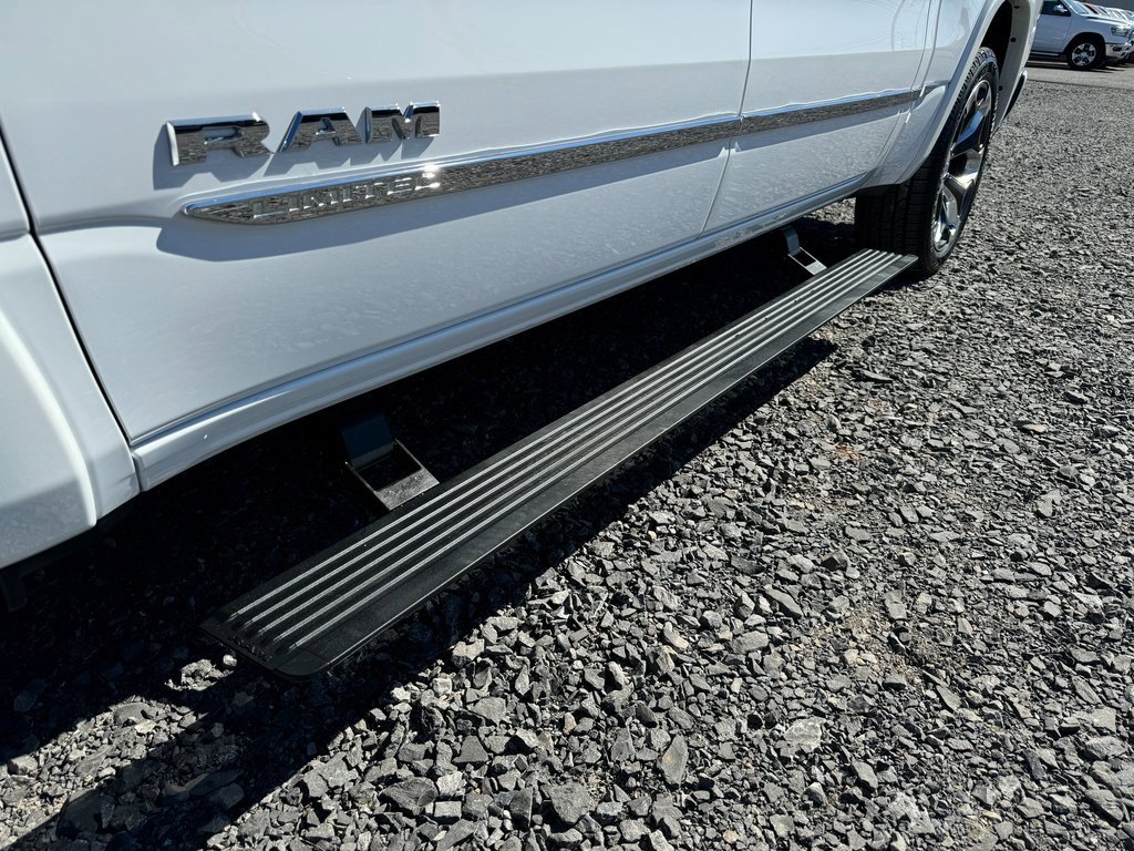 Used 2020 RAM 1500 Limited image 15