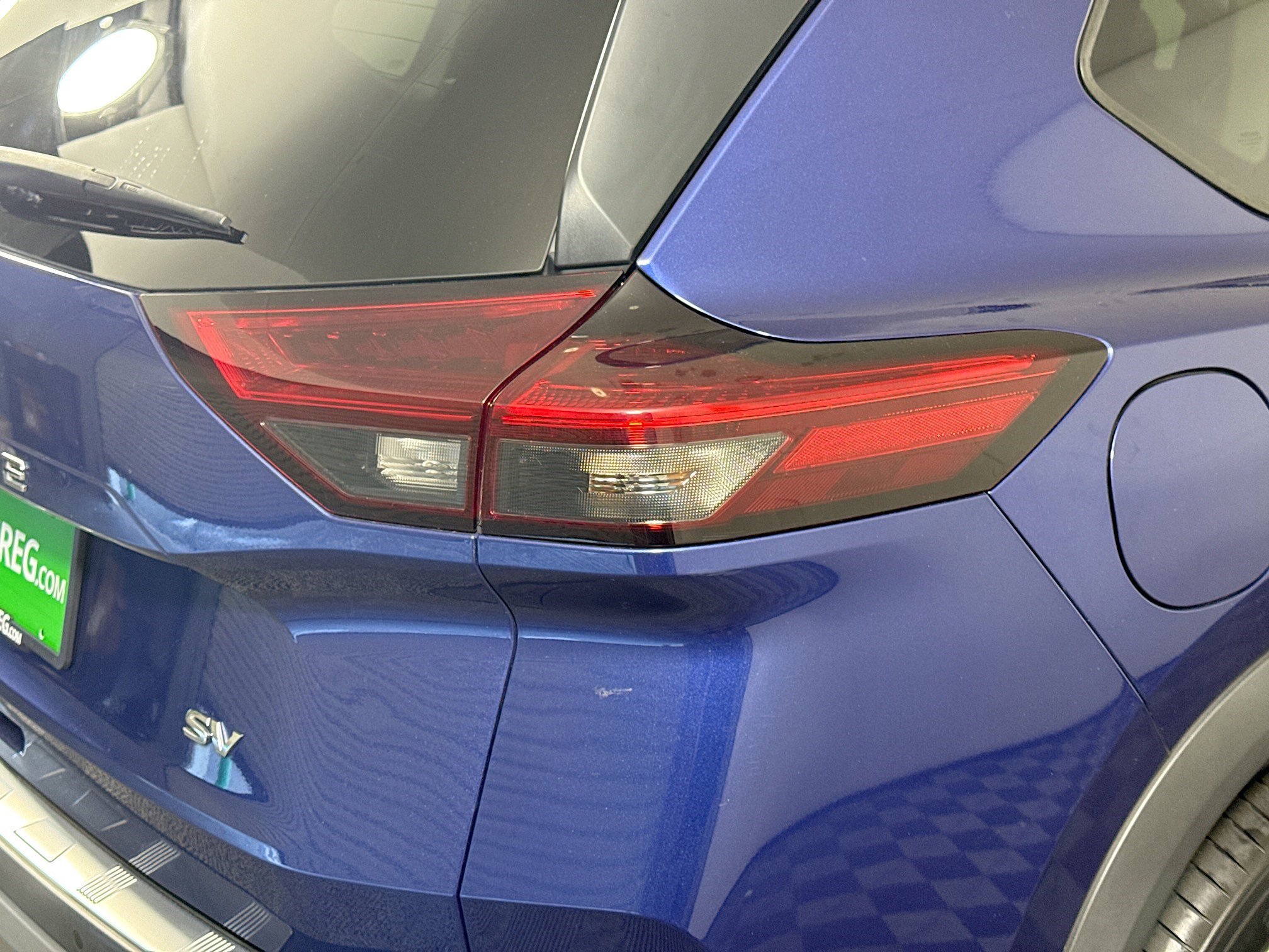 Used 2023 Nissan Rogue SV image 34