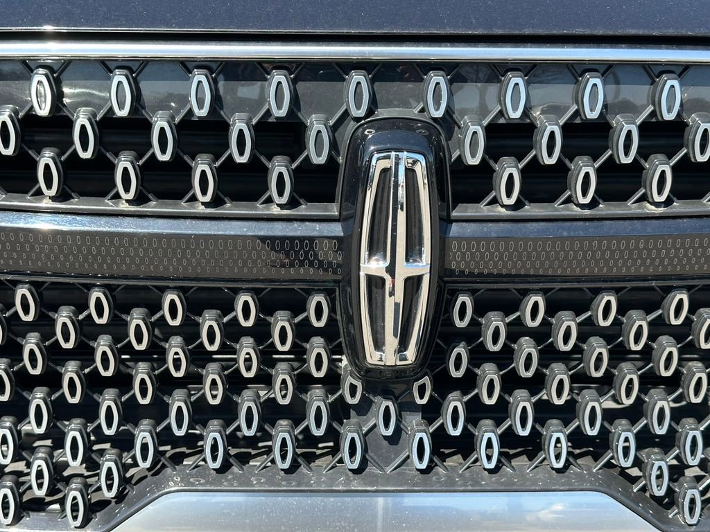 Used 2025 Lincoln Navigator Reserve AWD/4WD image 38