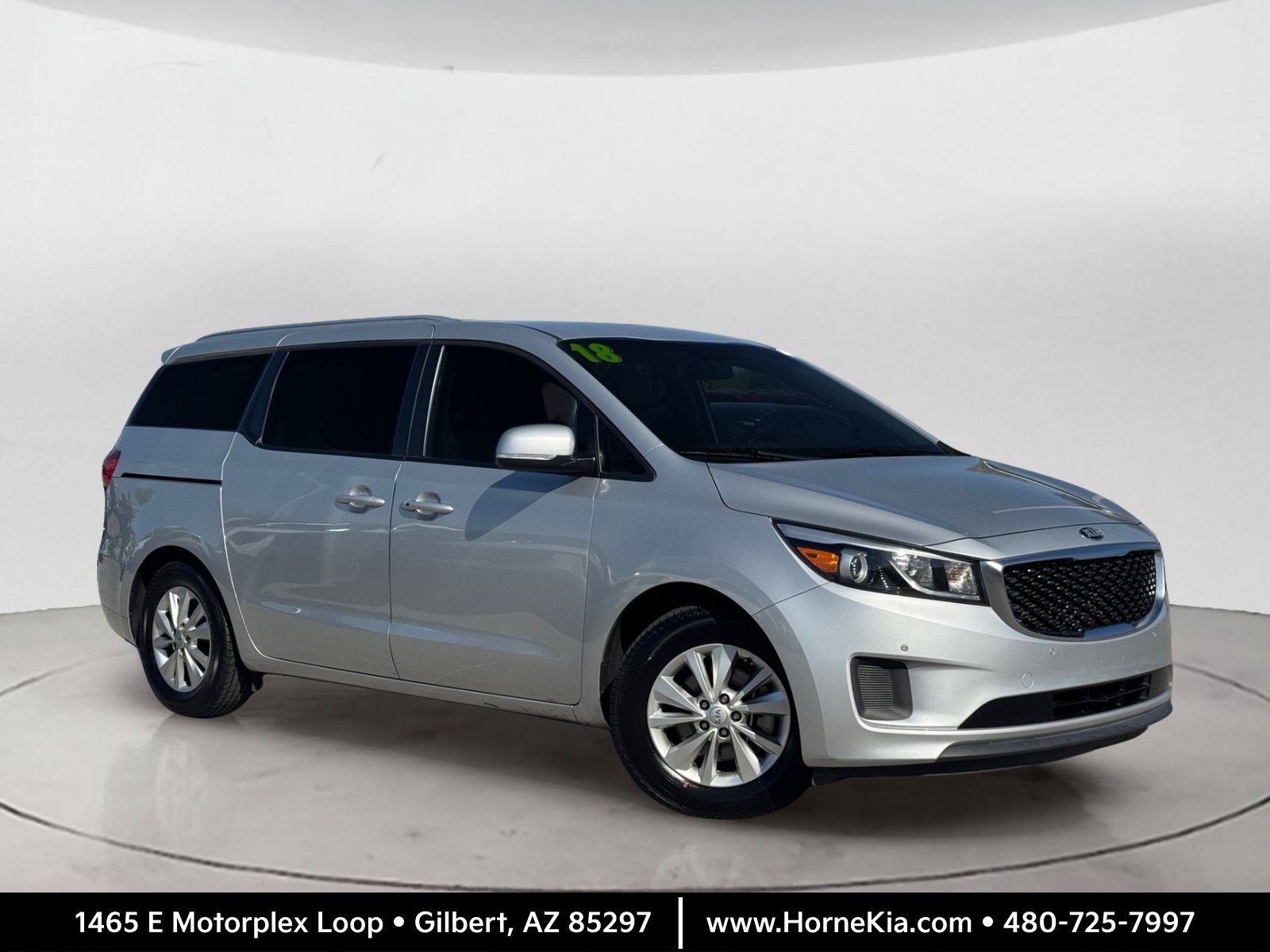 Used 2018 Kia Sedona LX w/ LX Essentials Premium Package FWD image 1