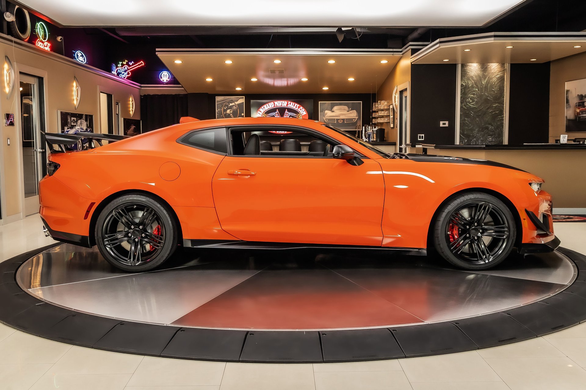 Used 2021 Chevrolet Camaro ZL1 image 11