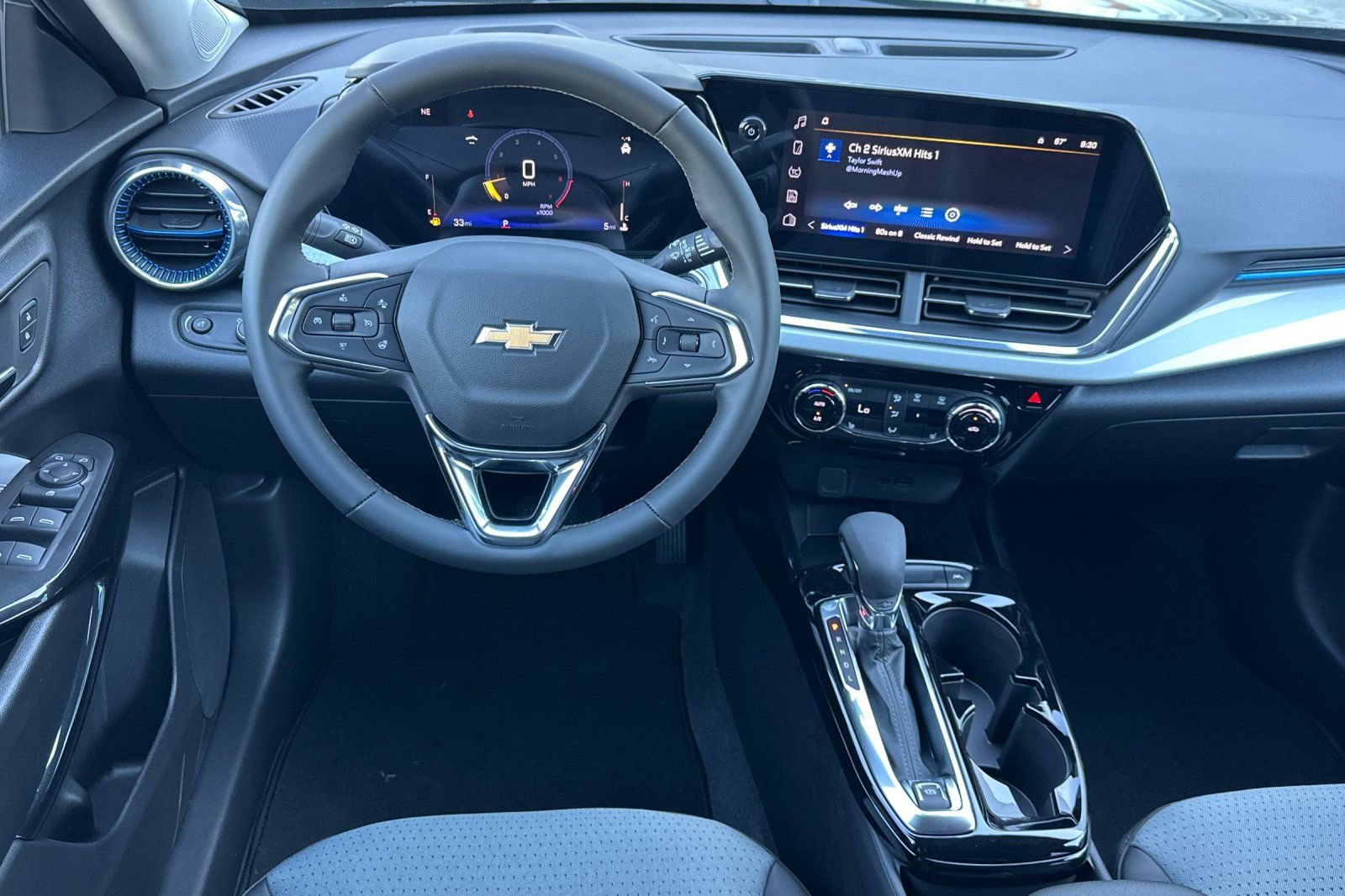 New 2026 Chevrolet Trax LT w/ Driver Confidence Package image 13