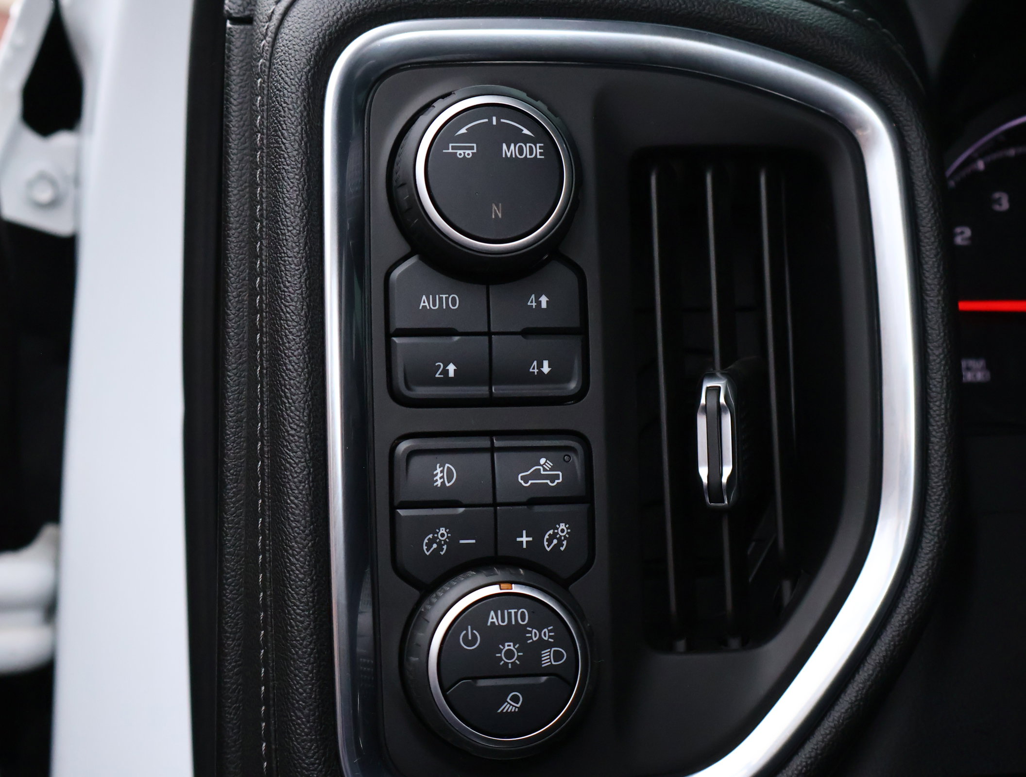 Used 2020 Chevrolet Silverado 3500 LTZ image 12