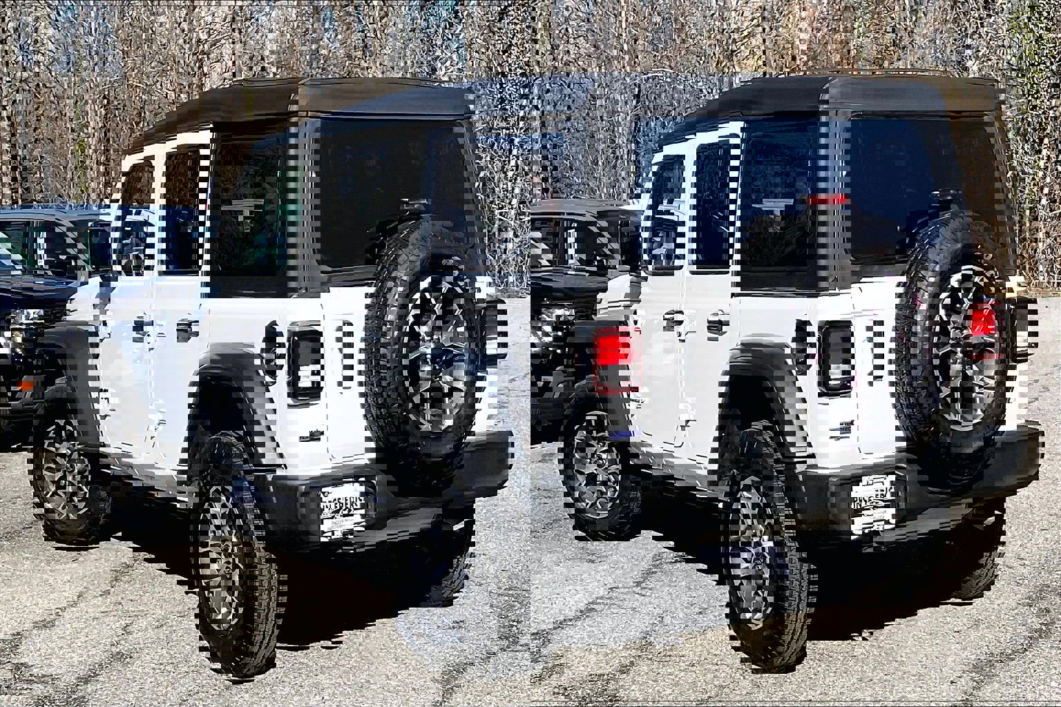 Used 2025 Jeep Wrangler Sport S image 11
