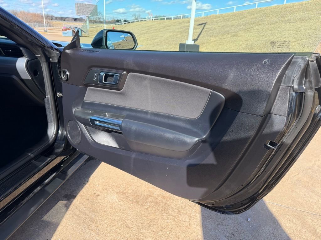 Used 2019 Ford Mustang GT image 11