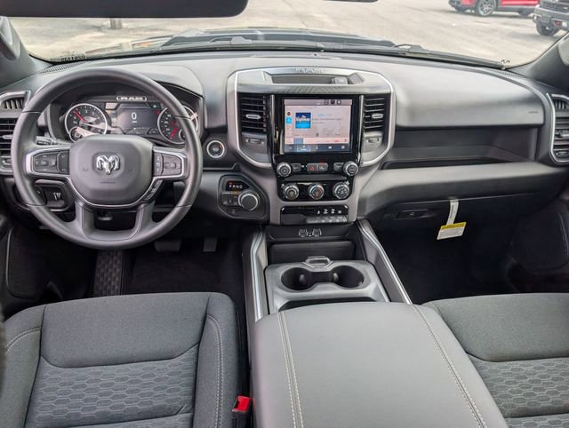 New 2026 RAM 1500 Express AWD/4WD image 25