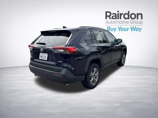 Used 2024 Toyota RAV4 XLE FWD image 7