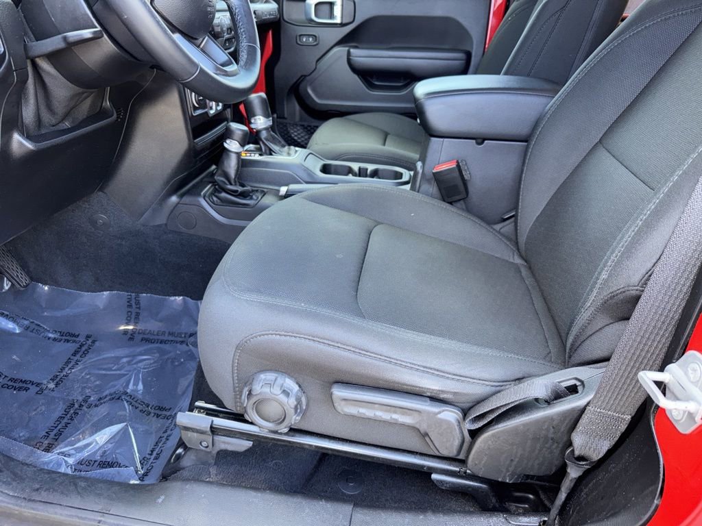 Used 2021 Jeep Wrangler Sport S image 13