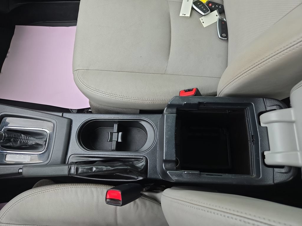 Used 2015 Subaru Forester 2.5i Touring AWD/4WD image 28