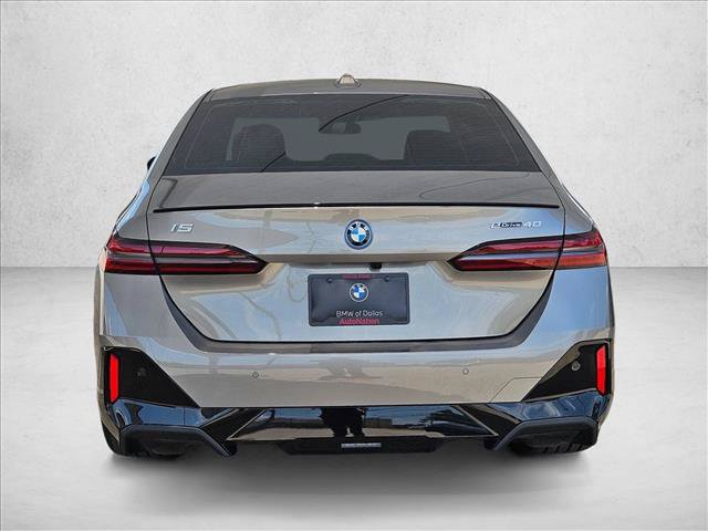 New 2027 BMW i5 eDrive40 w/ M Sport Package RWD image 6