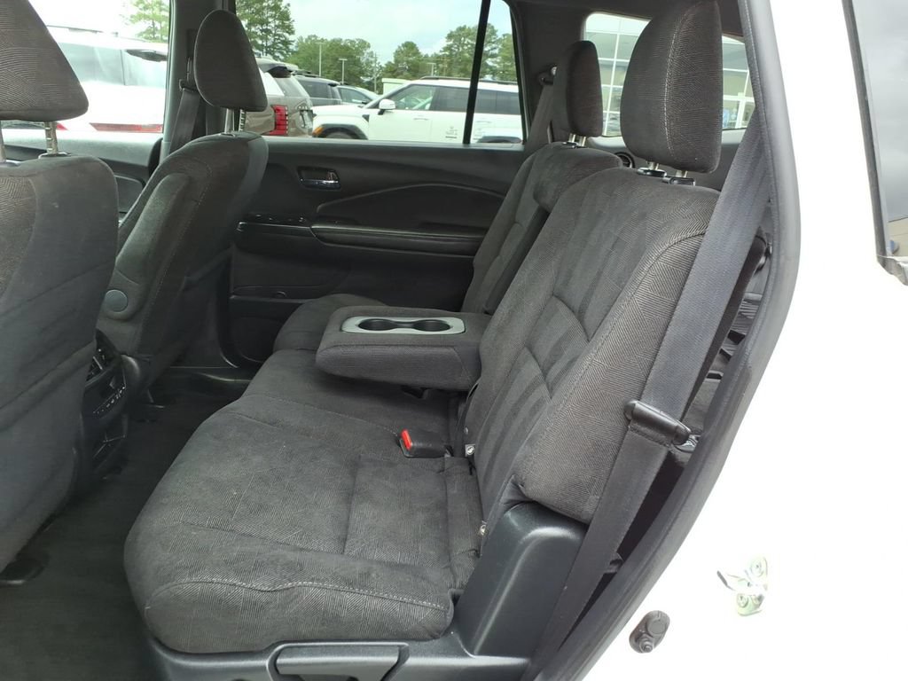Used 2022 Honda Pilot Sport image 9