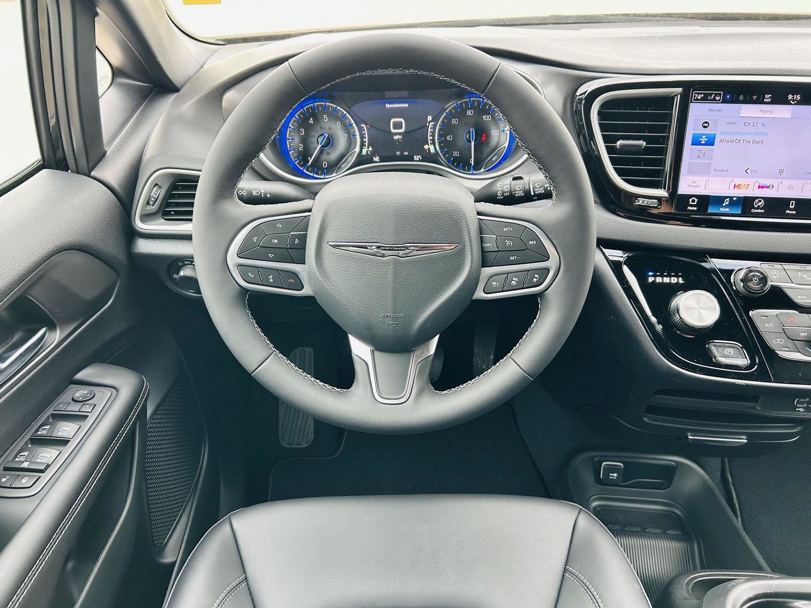 New 2026 Chrysler Voyager LX FWD image 15