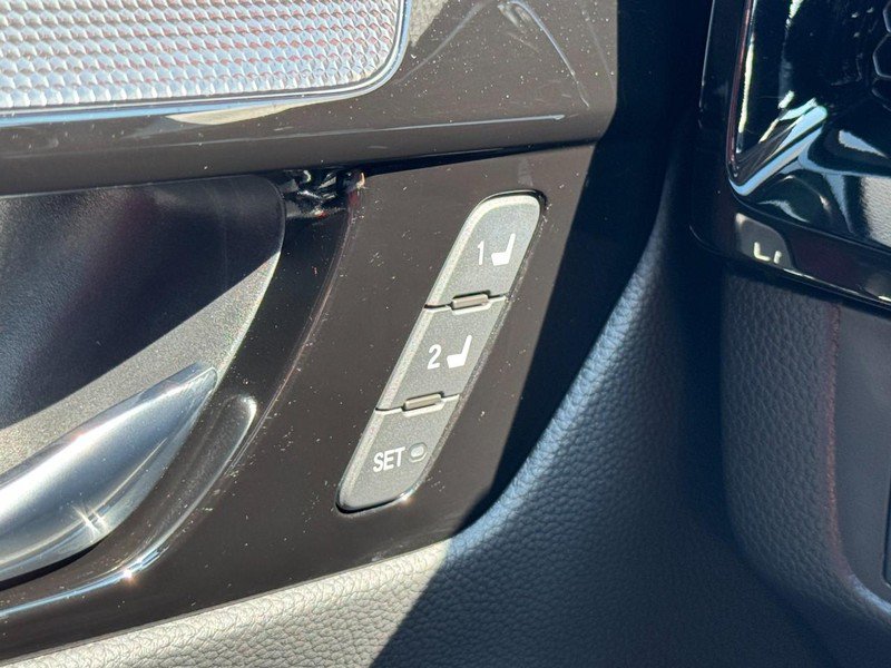 Used 2026 Honda CR-V EX-L image 17