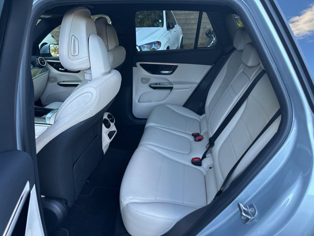 Used 2026 Mercedes-Benz GLC 300 image 9