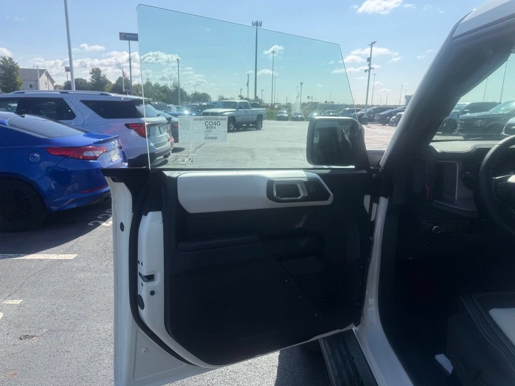 New 2026 Ford Bronco Outer Banks w/ Sasquatch Package AWD/4WD image 13
