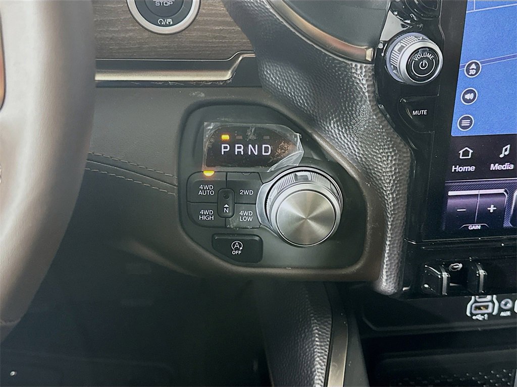 New 2026 RAM 1500 Limited image 12