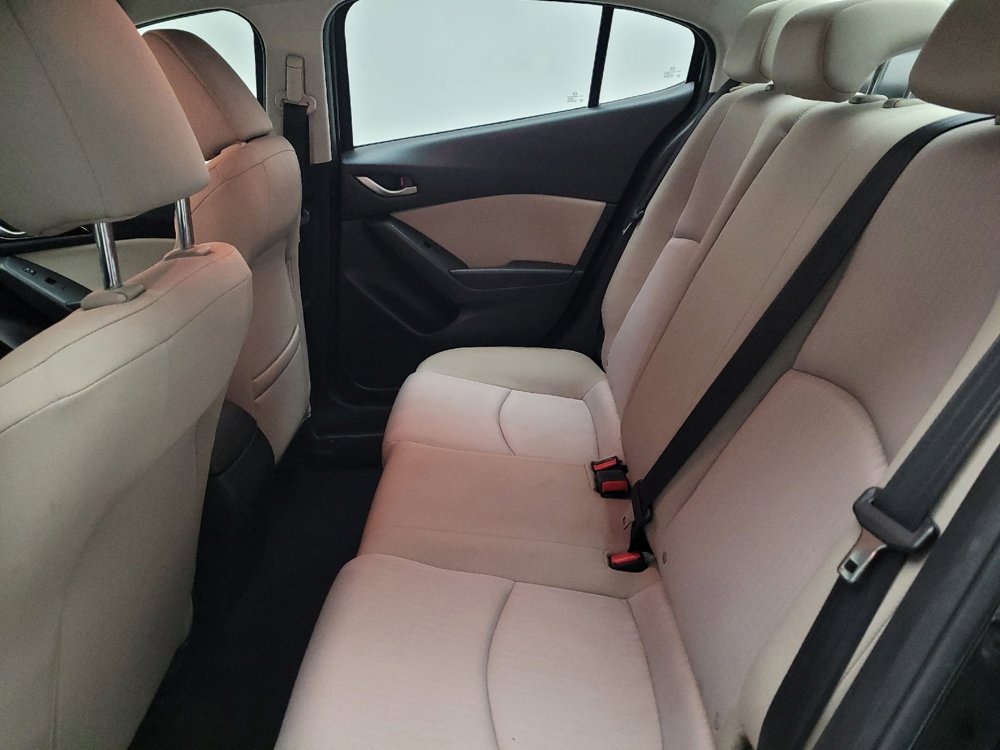 Used 2015 MAZDA MAZDA3 i Sport image 18