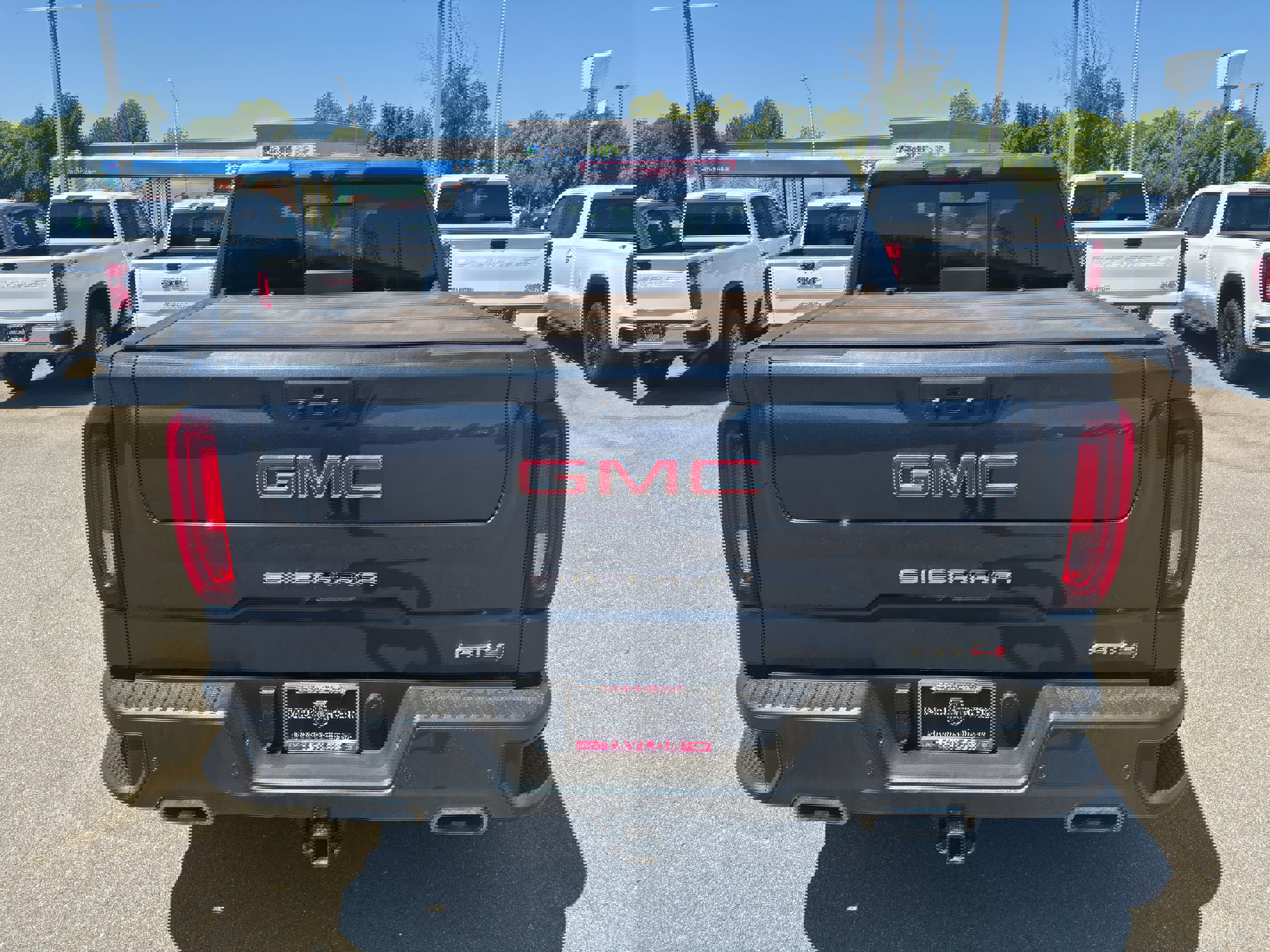 Used 2021 GMC Sierra 1500 AT4 w/ AT4 Premium Package image 6