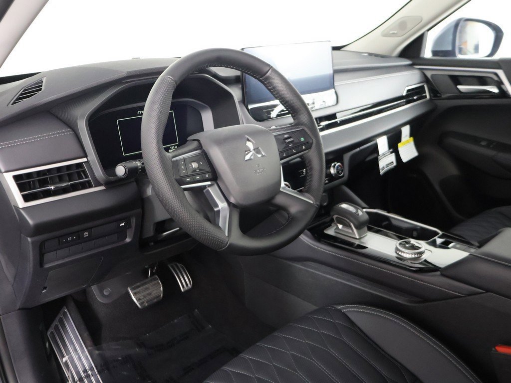 New 2026 Mitsubishi Outlander SEL image 33