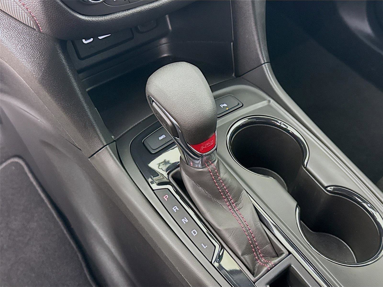 Used 2023 Chevrolet Equinox RS image 16