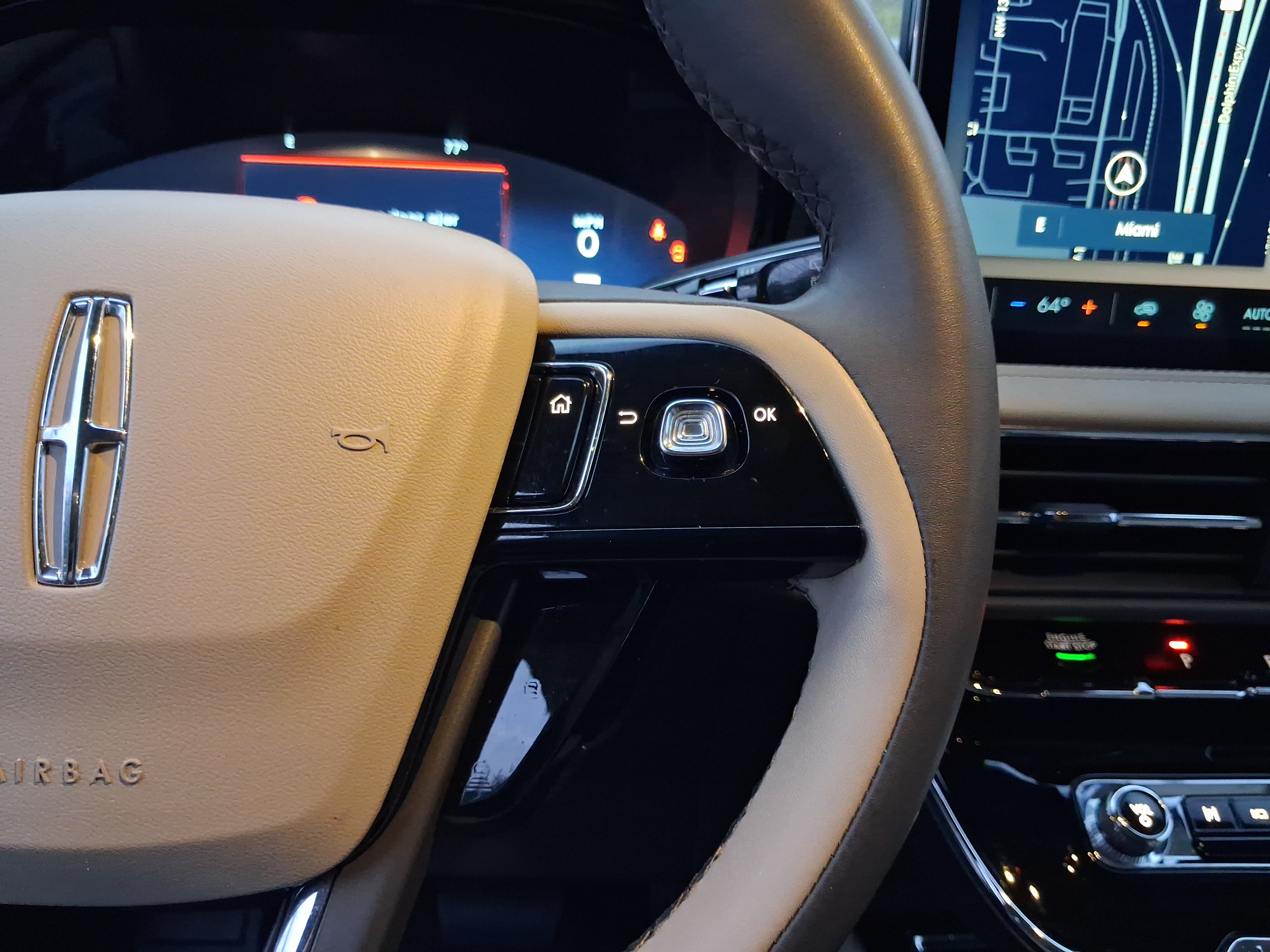 Certified 2023 Lincoln Corsair FWD image 18