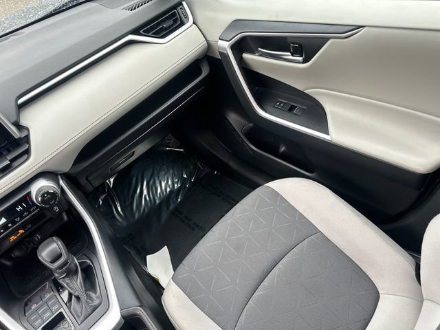 Certified 2024 Toyota RAV4 XLE AWD/4WD image 24