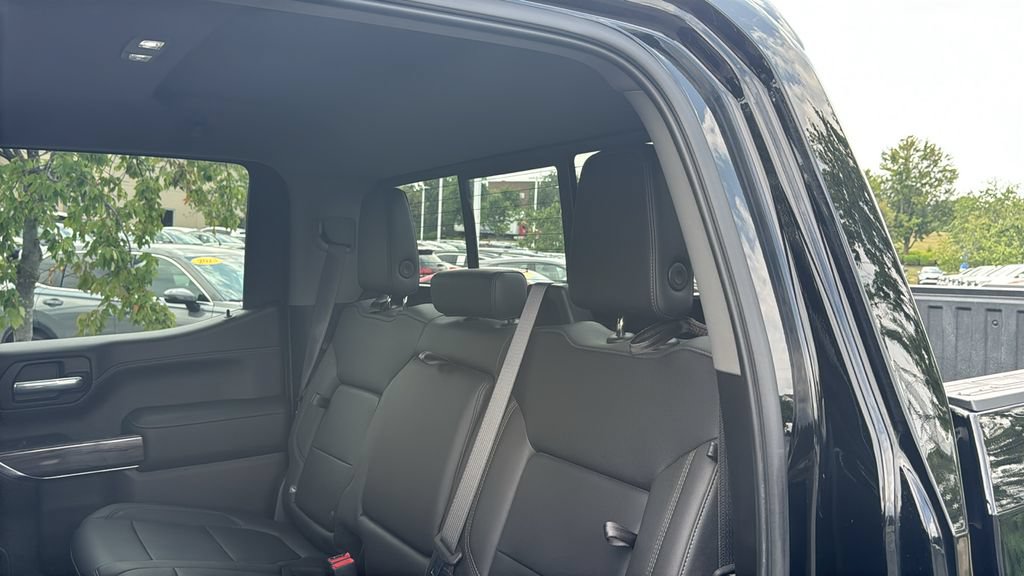 Used 2021 Chevrolet Silverado 1500 LTZ AWD/4WD image 22