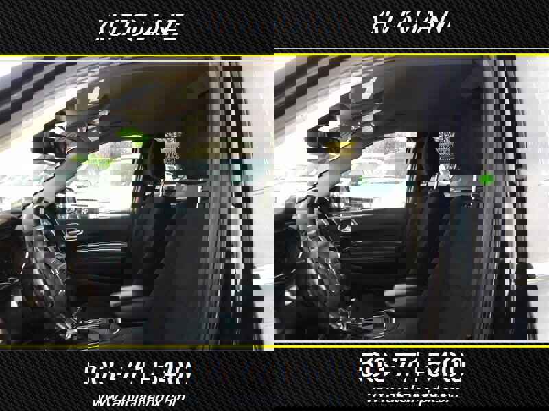 Used 2019 Dodge Durango SXT image 6