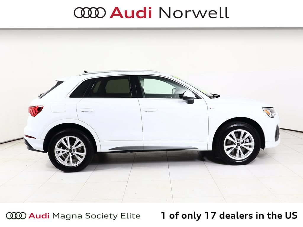 Certified 2025 Audi Q3 2.0T Premium w/ Convenience Package AWD/4WD image 18