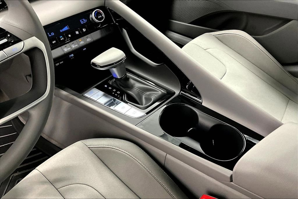 New 2026 Hyundai Elantra Blue FWD image 21