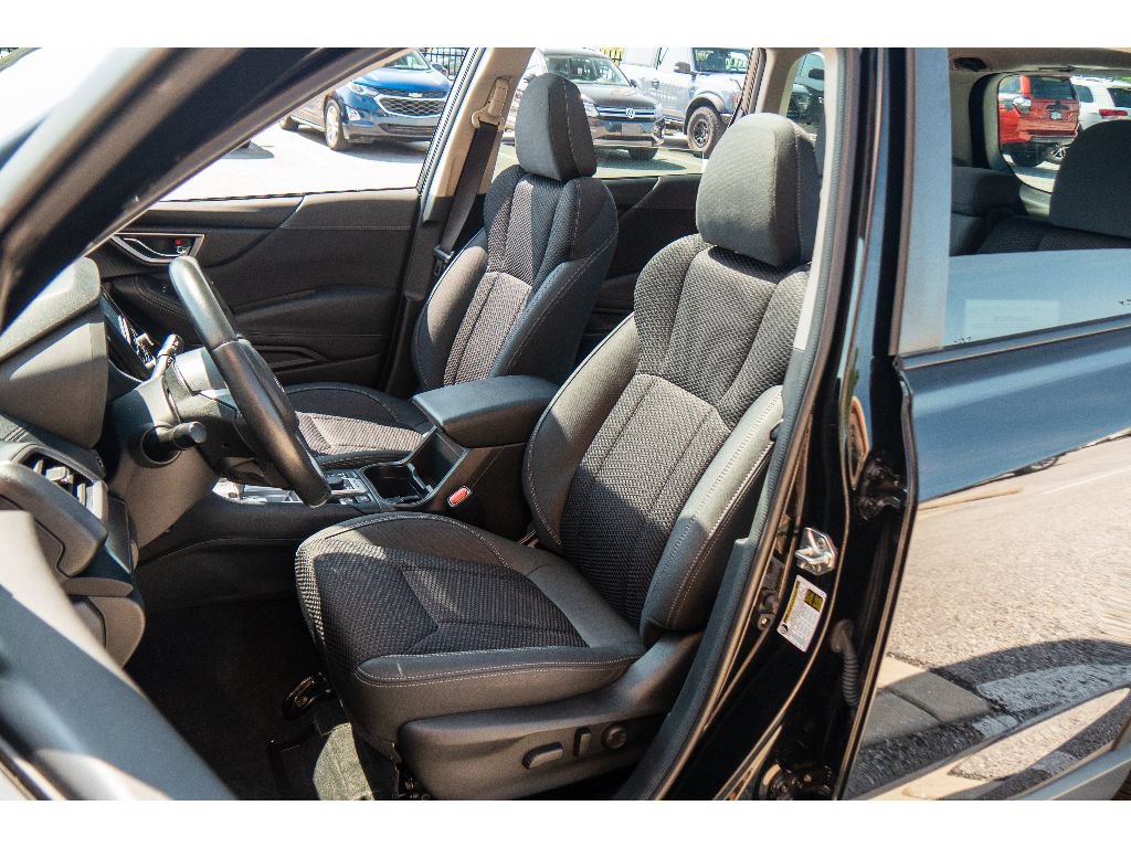 Used 2023 Subaru Forester Premium AWD/4WD image 11