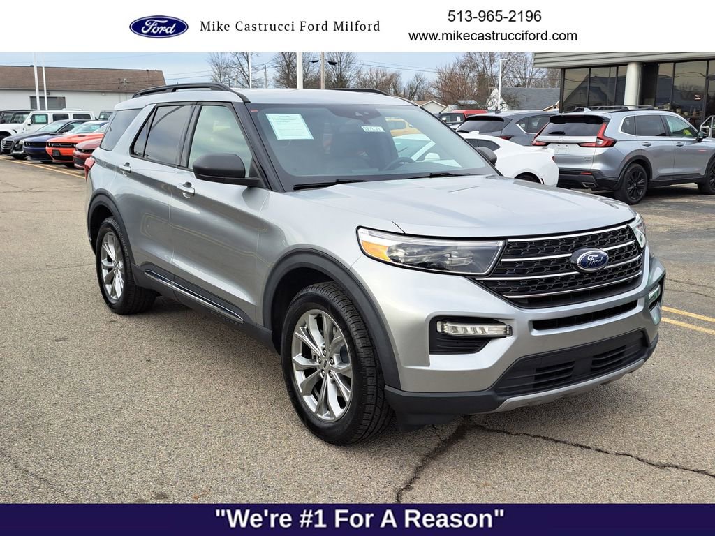 Used 2020 Ford Explorer XLT w/ Equipment Group 202A image 7