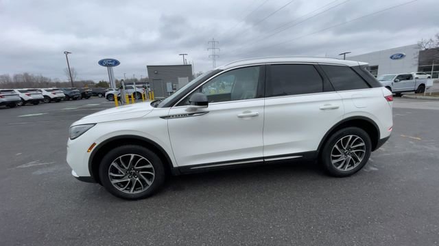 Used 2022 Lincoln Corsair AWD w/ Equipment Group 101A image 6