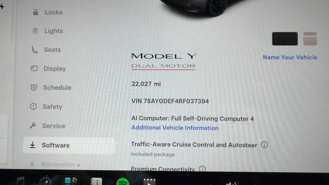 Used 2024 Tesla Model Y Performance AWD/4WD image 28