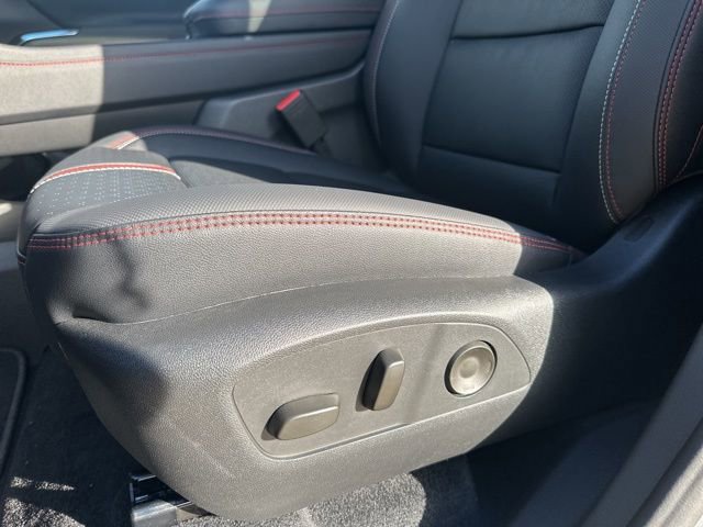 New 2026 Chevrolet Traverse RS image 10