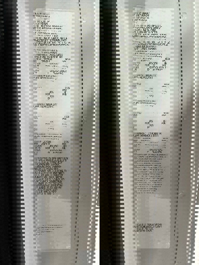 Used 2022 Chevrolet Express 3500 w/ Power Convenience Package image 12