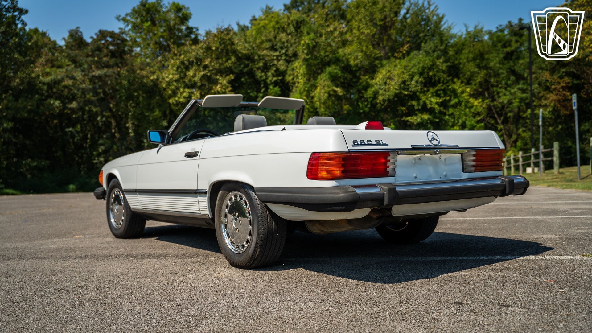 Used 1987 Mercedes-Benz 560 SL image 12