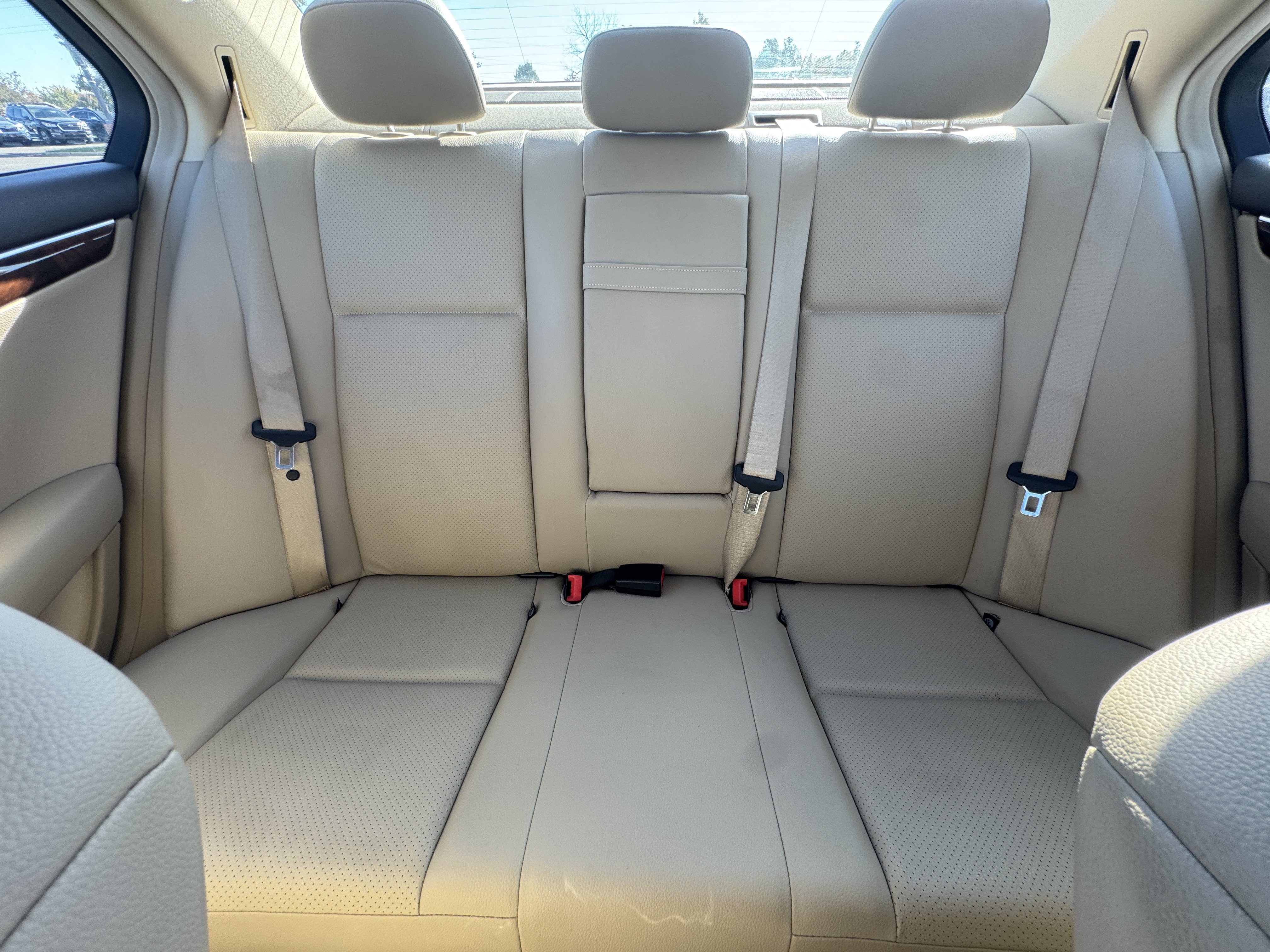 Used 2012 Mercedes-Benz C 300 4MATIC Sedan image 28