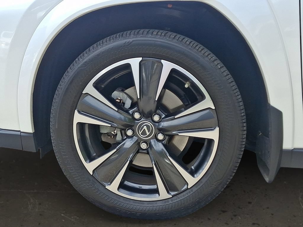 Used 2024 Lexus UX 250h AWD w/ Premium Package image 10