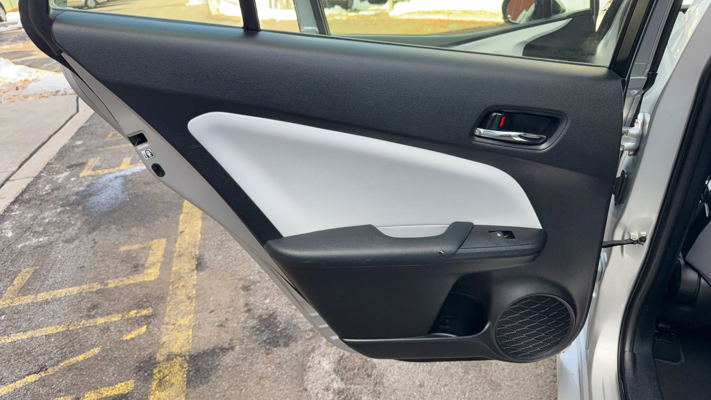 Used 2017 Toyota Prius Two w/ Prius Two Safety Plus Package image 14