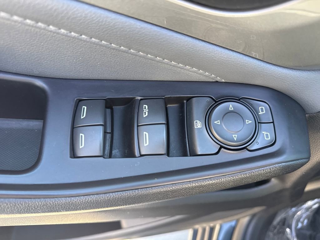 Used 2019 Chevrolet Traverse LT image 15