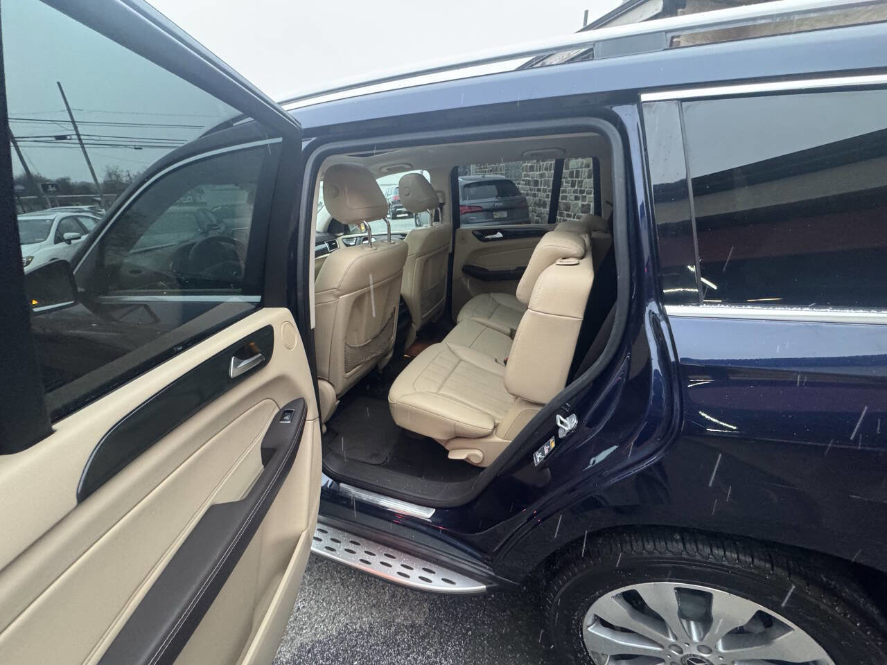 Used 2017 Mercedes-Benz GLS 450 4MATIC image 14