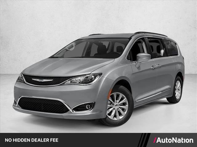 Used 2019 Chrysler Pacifica Touring-L FWD image 1