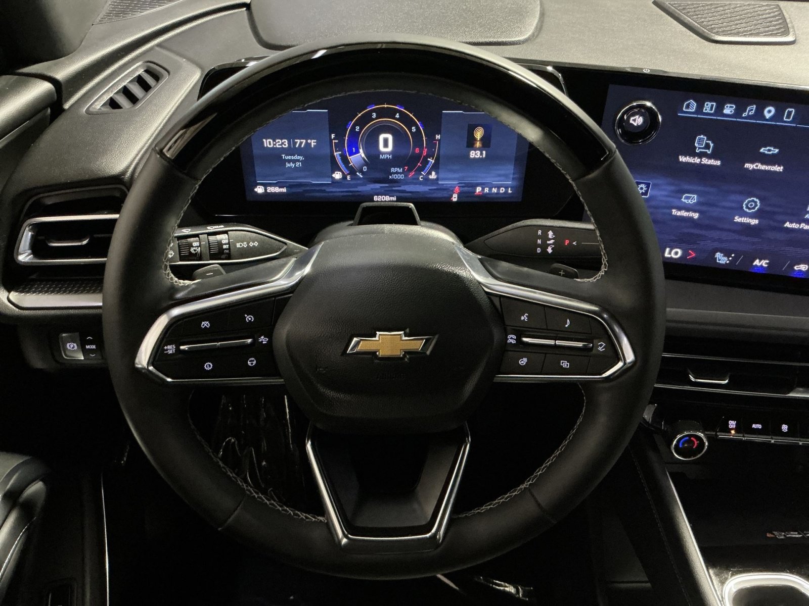 New 2026 Chevrolet Traverse LT w/ Enhanced Driving Package FWD image 17