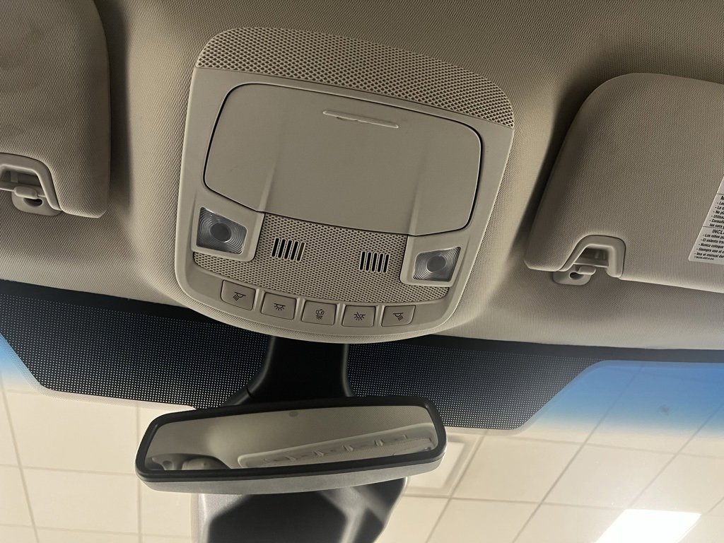 Used 2024 Ford Edge SEL image 45