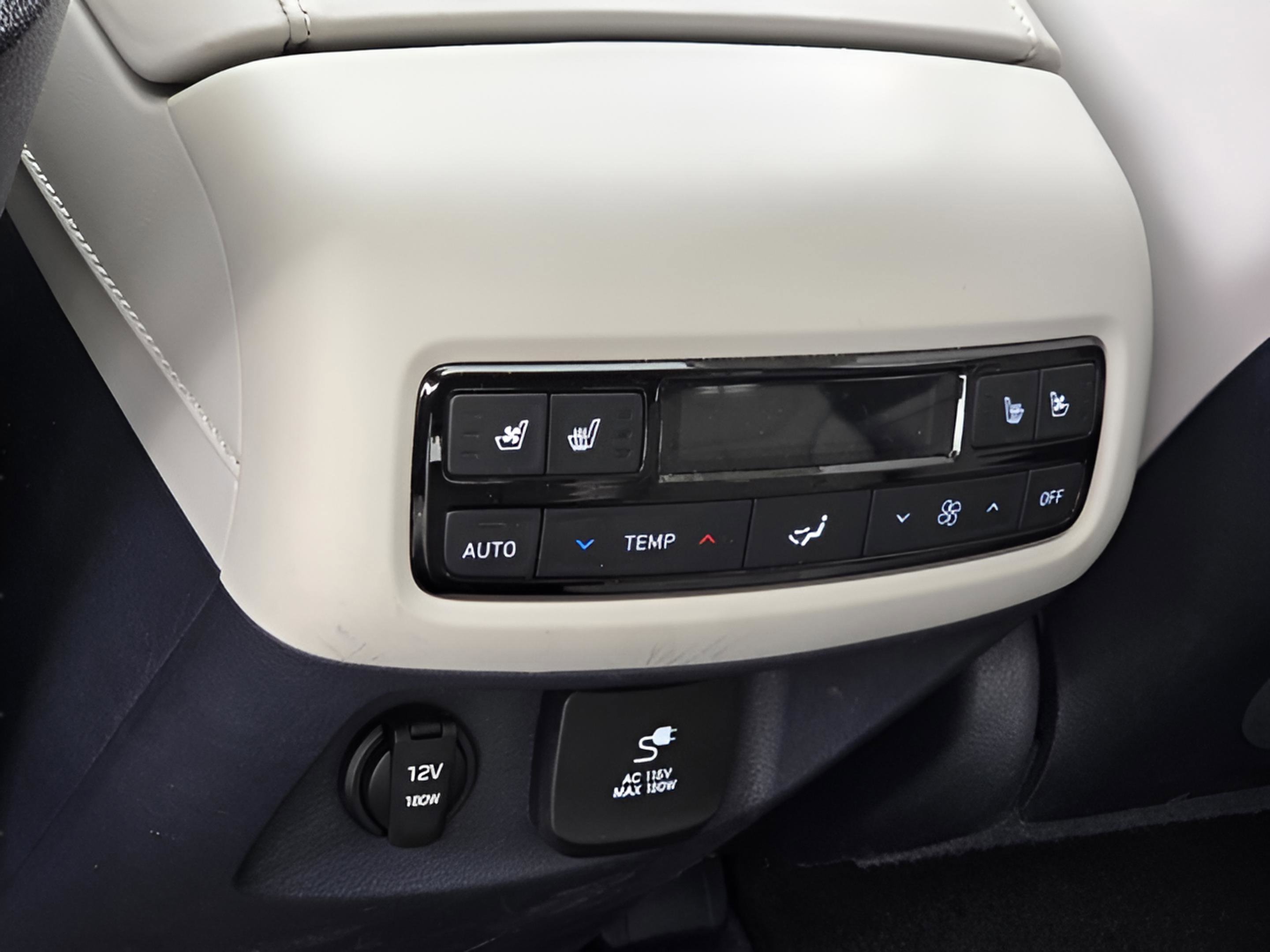 Used 2024 Hyundai Palisade Calligraphy AWD/4WD image 12