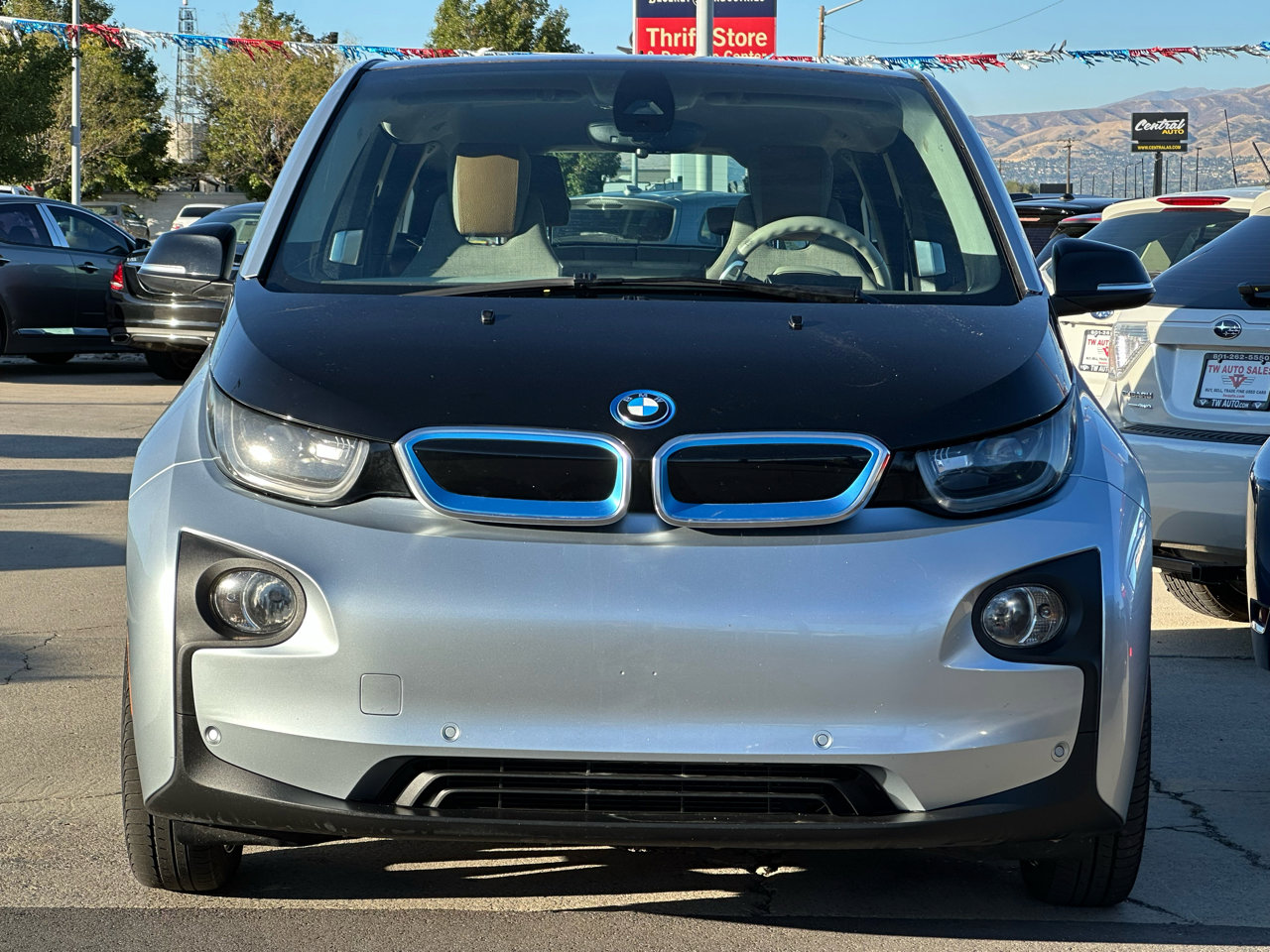 Used 2015 BMW i3 w/ Range Extender image 2